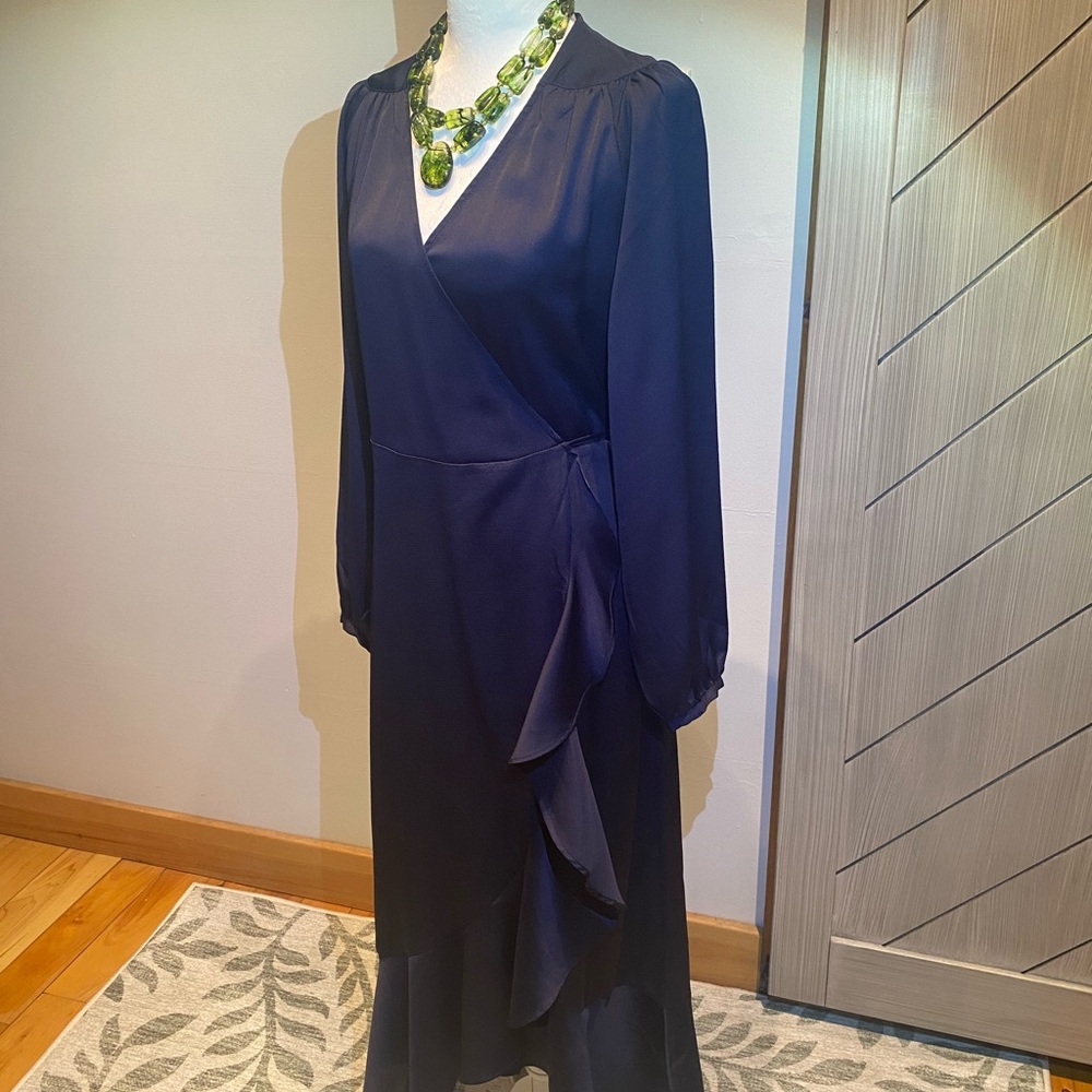 Soaked in Luxury Navy Long Sleeve Wrap Dress (Small) - Picture 4 of 12